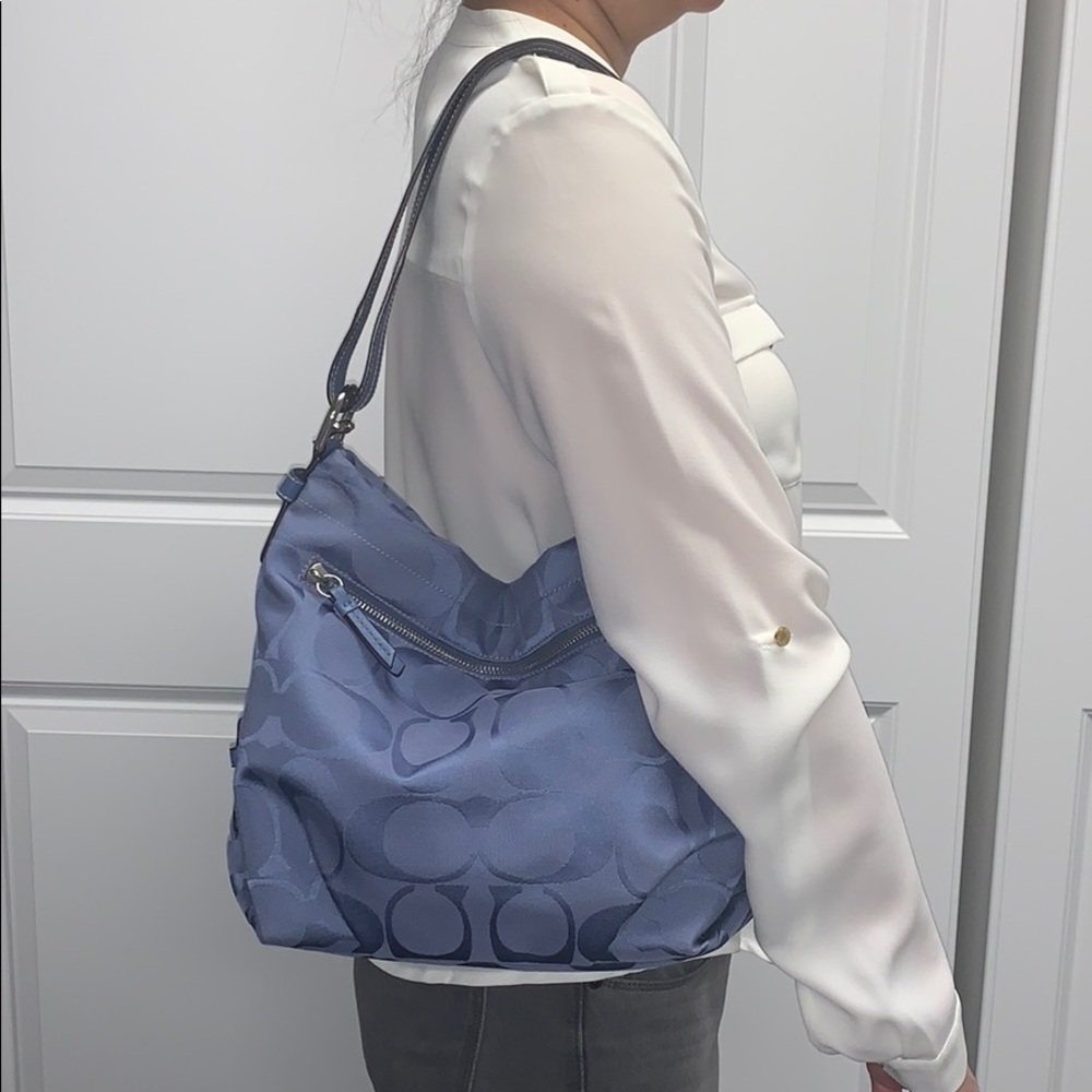 Coach Fabric bag w/leather trim & adjustable strap - Picture 4 of 9